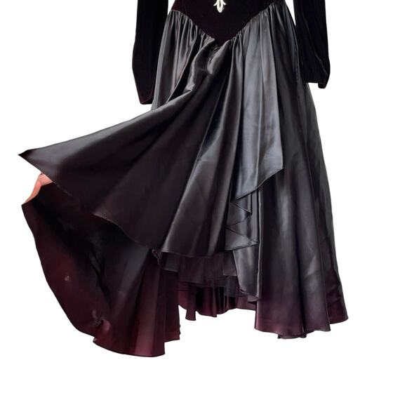 Gothic Velvet Dress Medium Lace Puff Sleeve Satin Edwardian Royal Vamp 80's - Picture 3 of 11